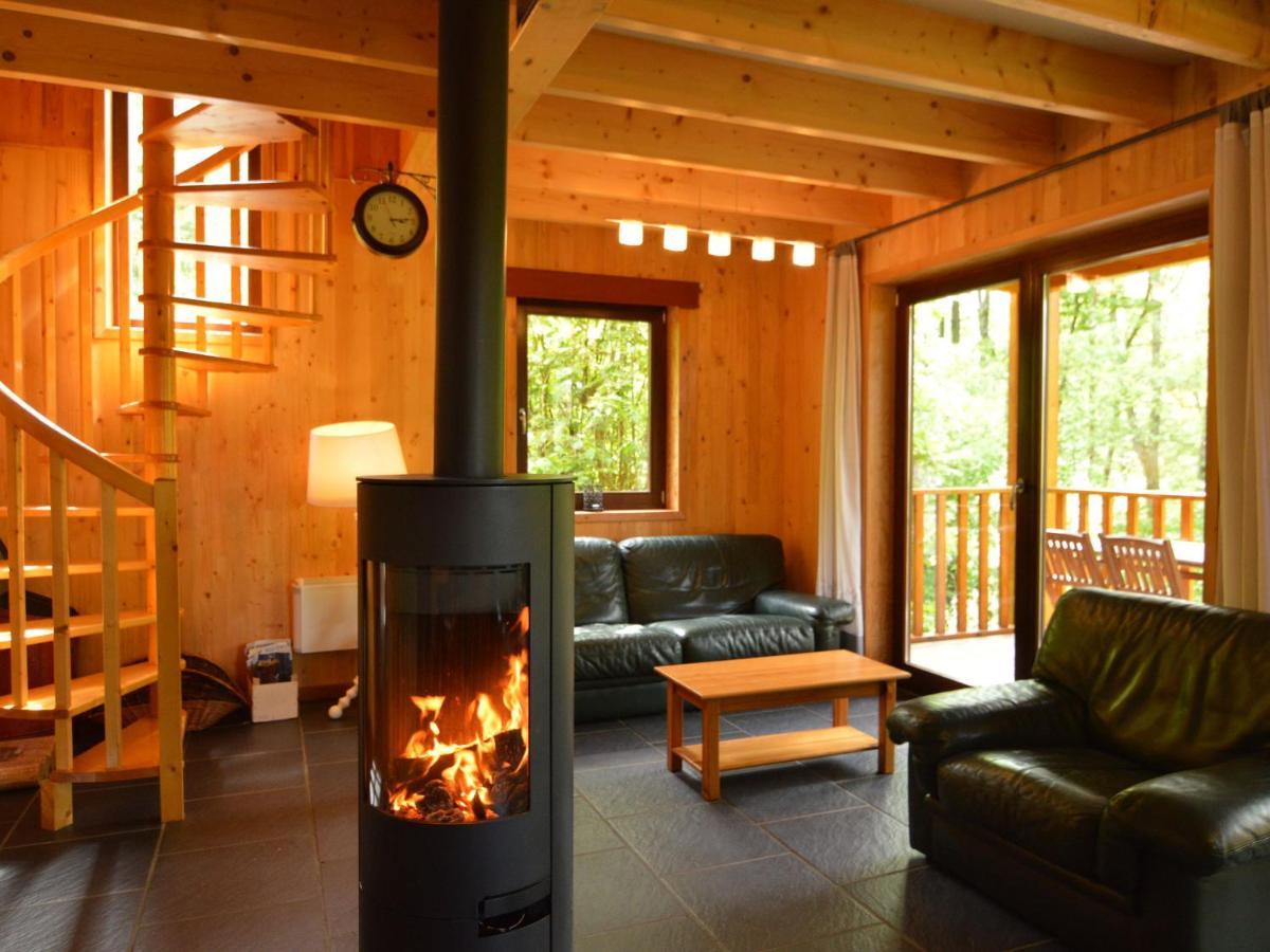 Comfortable Modern Chalet With Wood Finish Aywaille Eksteriør bilde