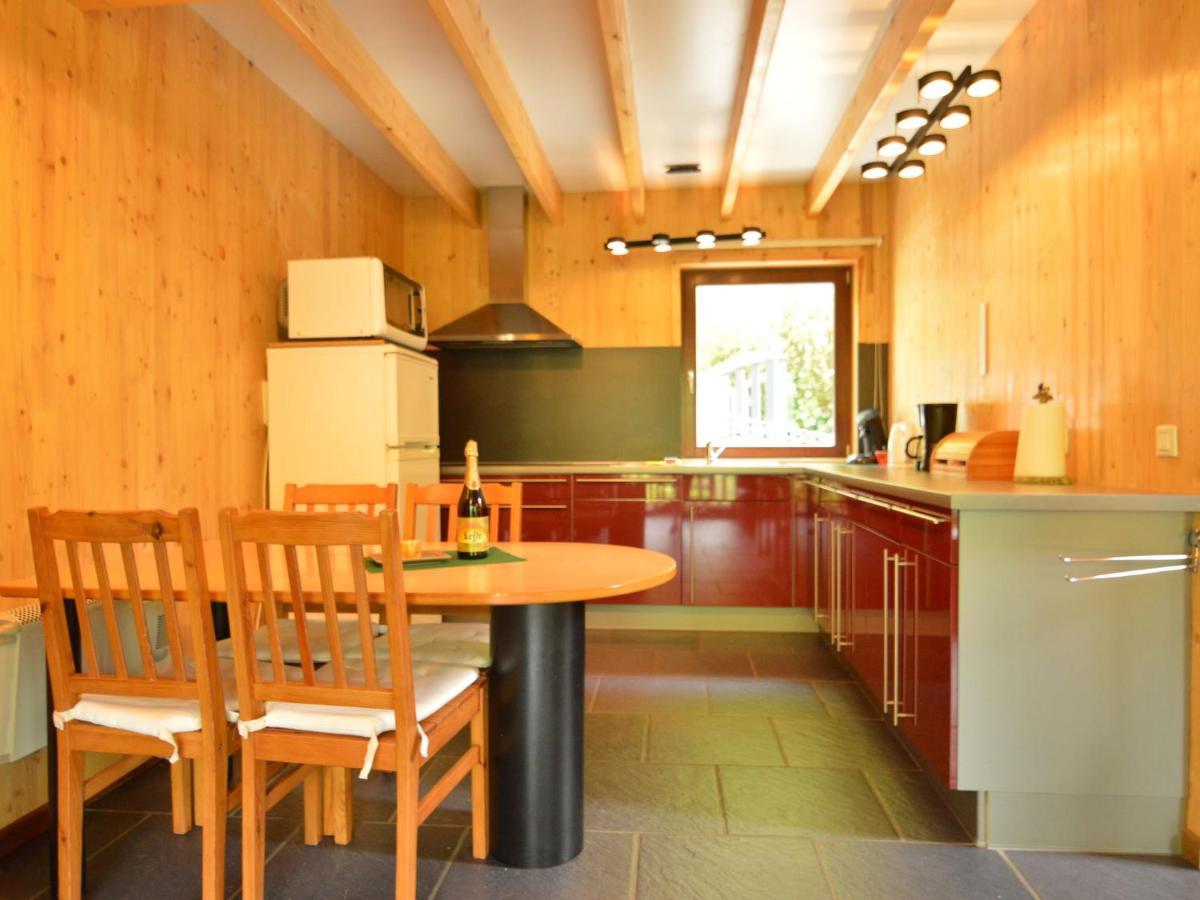 Comfortable Modern Chalet With Wood Finish Aywaille Eksteriør bilde